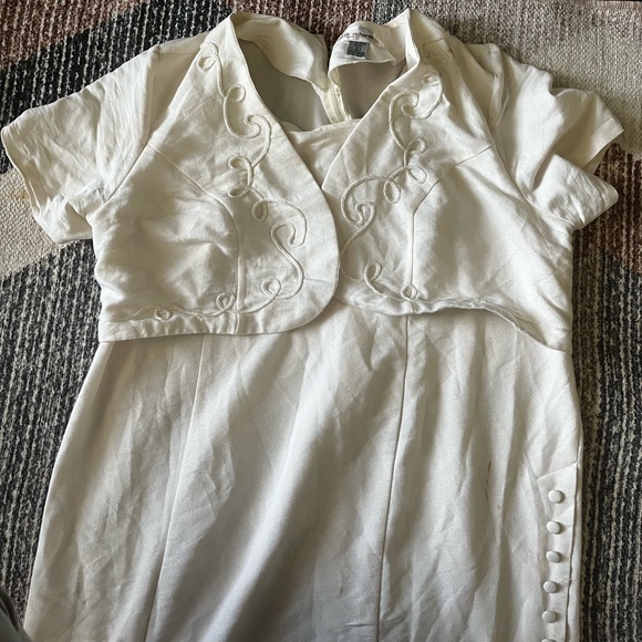 Vintage White Dress - Picture 3 of 8